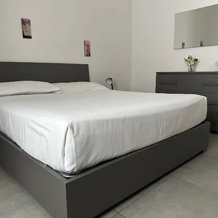 Toi Apartments Brindisi Zimmer foto