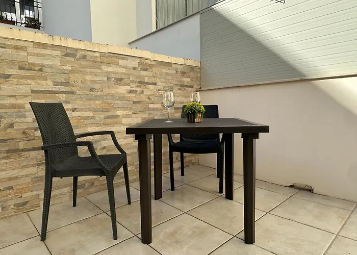 Toi Apartments