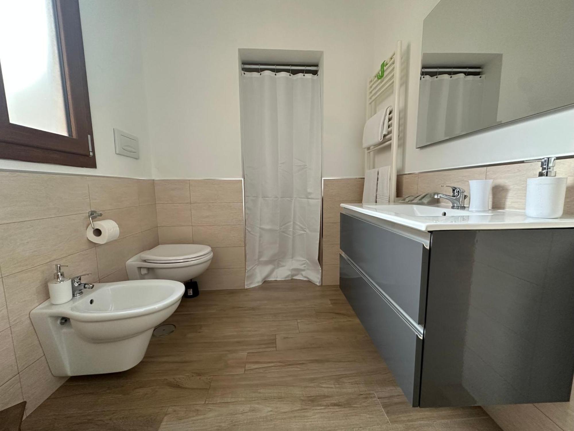 Toi Apartment